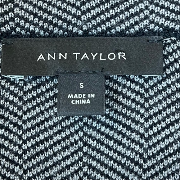 Ann Taylor Striped Wool Blend Blazer Size Small - Picture 6 of 7